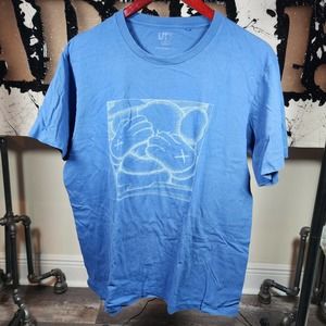 Men's Uniglo KAWS Hands over Face shirt SZ XL